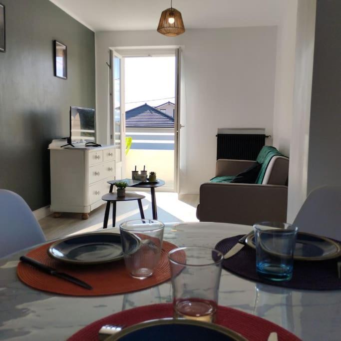 Apartment Verdoyant Au Bord Du Leman Entre Evian Et Thonon Dans