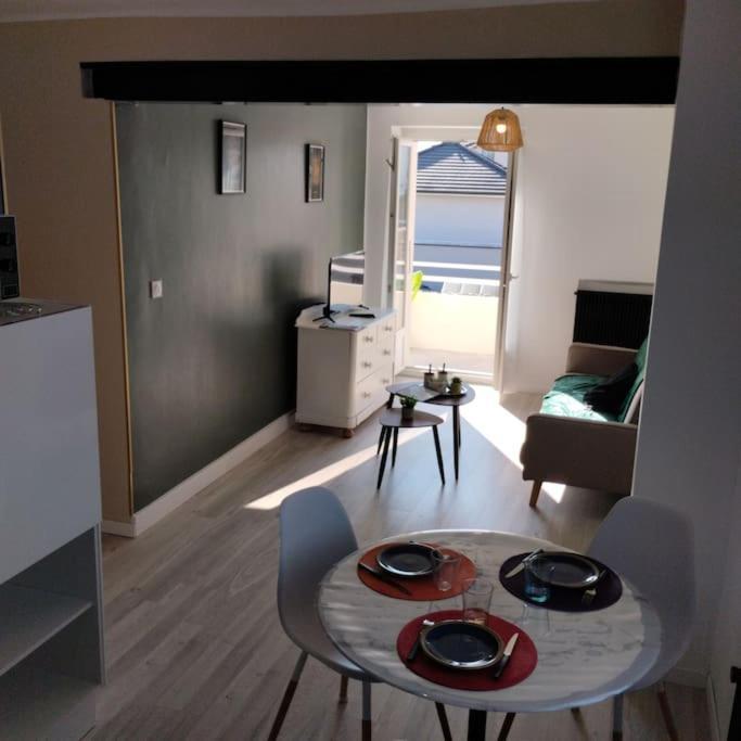 Verdoyant Au Bord Du Leman Entre Evian Et Thonon Dans Apartment